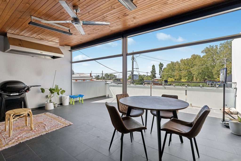 Buy - 80 Pine Avenue - New Property in Leeton - Real Estate by Julie Valenzisi