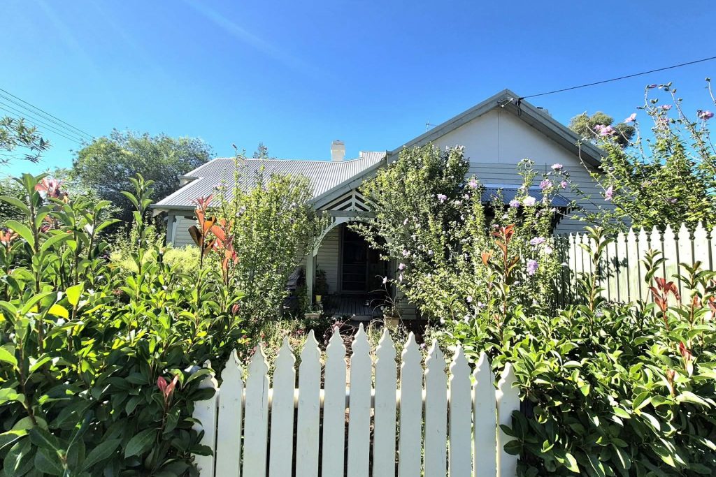 Sold - 10 O'Donnell Street - New Property in Cootamundra - Real Estate by  