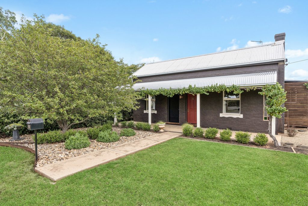2 Ashton Street, Ariah Park