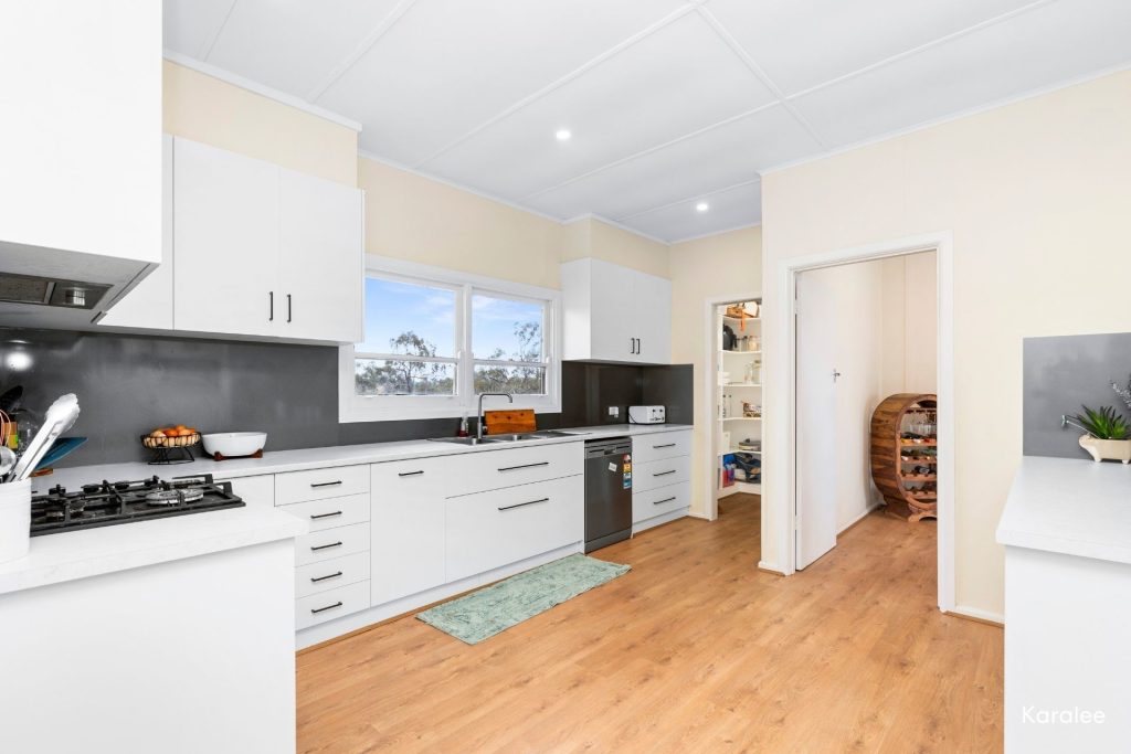 For Sale -  Kamarah Road - New Property in Narrandera - Real Estate by Craig Pellow