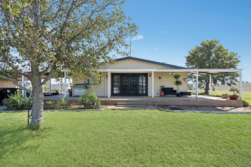 For Sale - 165 Red Hill Road - New Property in Narrandera - Real Estate by Leisa Williams