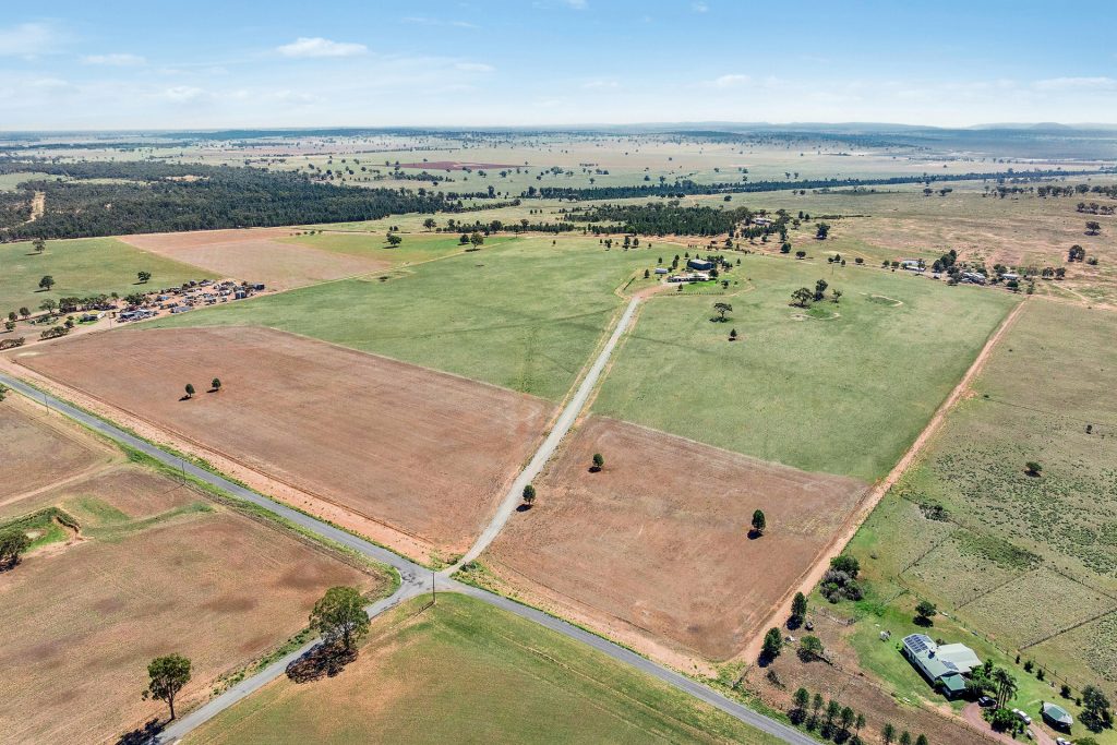 For Sale - 165 Red Hill Road - New Property in Narrandera - Real Estate by Leisa Williams