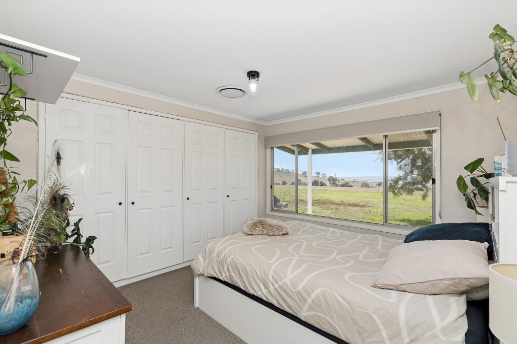 For Sale - 165 Red Hill Road - New Property in Narrandera - Real Estate by Leisa Williams
