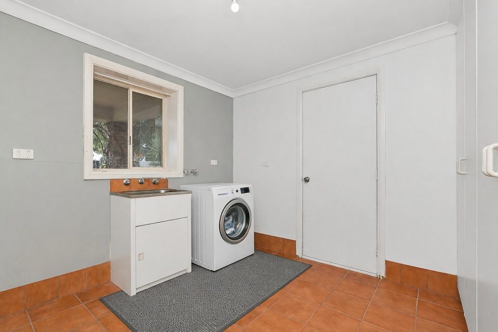 Sold - 33 Grevillia Street - New Property in Leeton - Real Estate by Julie Valenzisi