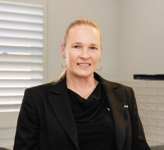Danielle Philips, Sales Agent - McGrath Riverina