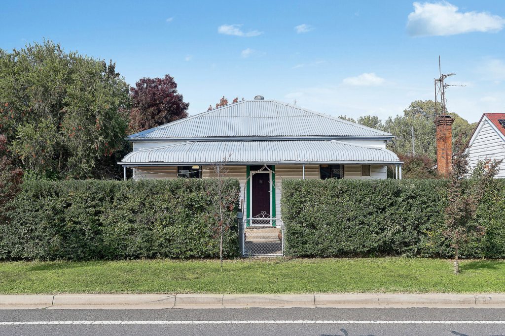 For Sale - 20 Hovell Street - New Property in Cootamundra - Real Estate by Lachlan Pellow
