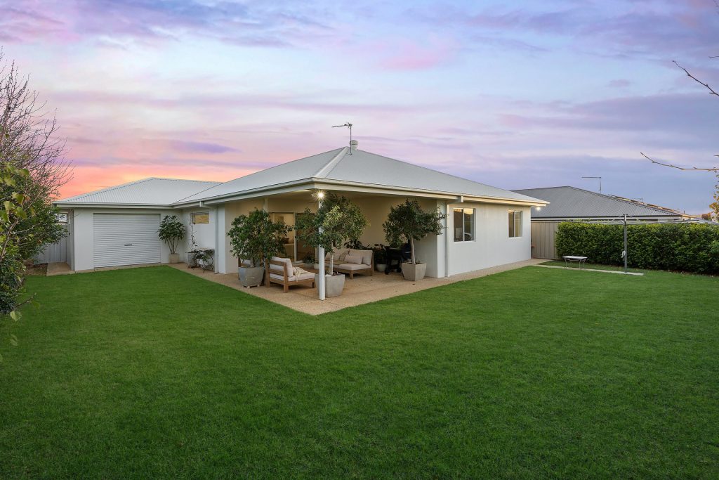 Sold - 17 Bondi Crescent - New Property in Gobbagombalin - Real Estate by Mohammad Rahimi