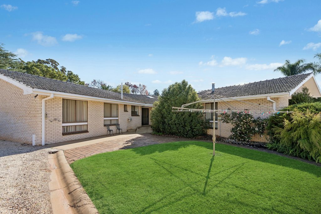 For Sale - 87 Yanco Avenue - New Property in Leeton - Real Estate by Julie Valenzisi