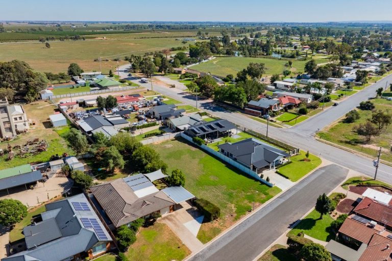 Sold - 15 McCaughey Place - New Property in Yanco - Real Estate by Julie Valenzisi