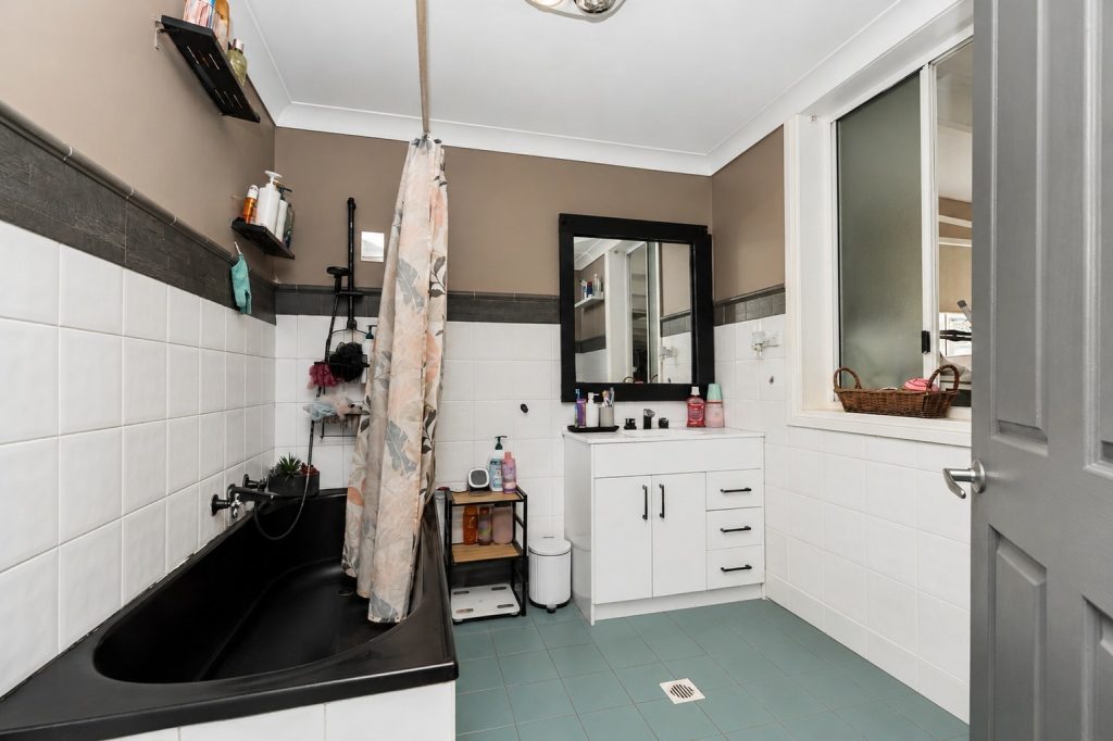 Sold - 21 Acacia Avenue - New Property in Leeton - Real Estate by Julie Valenzisi