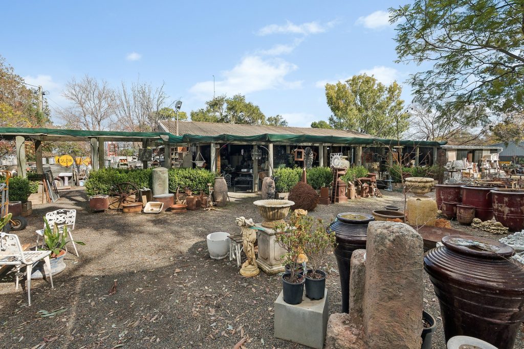 Buy - 42 Parkes Road - New Property in Forbes - Real Estate by Andrew Pellow