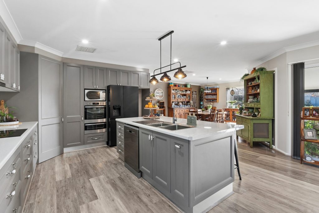 Buy - 42 Parkes Road - New Property in Forbes - Real Estate by Andrew Pellow