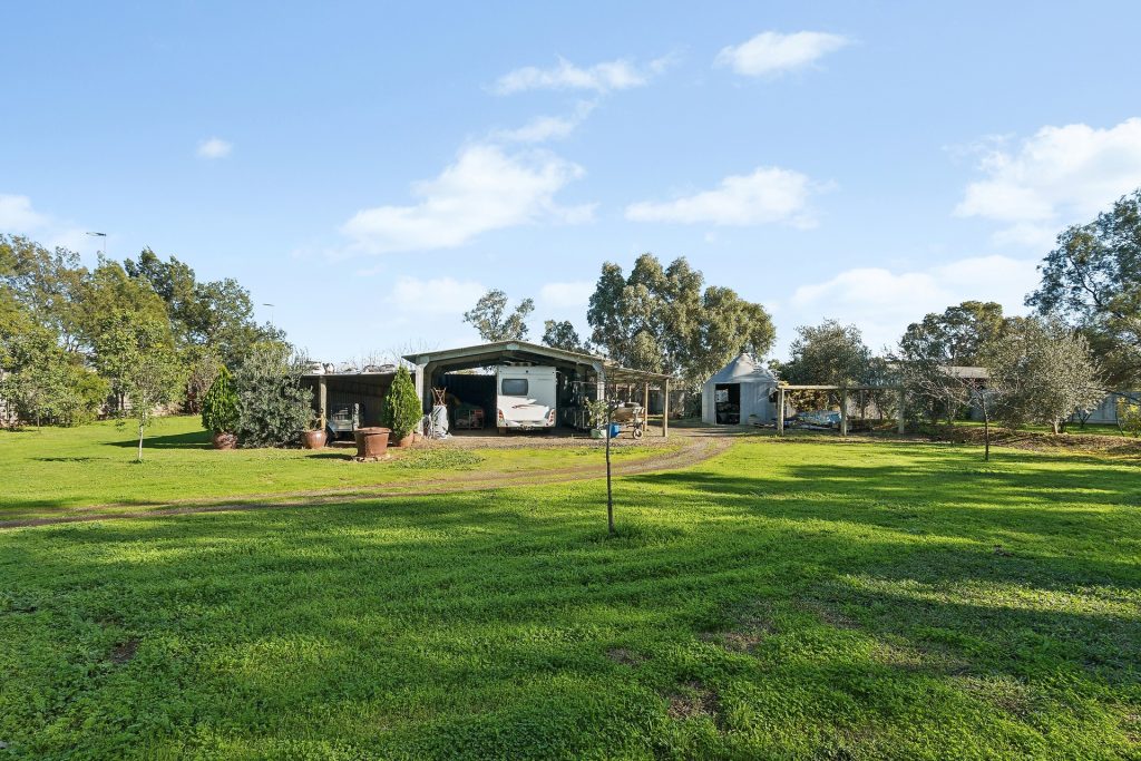 Buy - 42 Parkes Road - New Property in Forbes - Real Estate by Andrew Pellow
