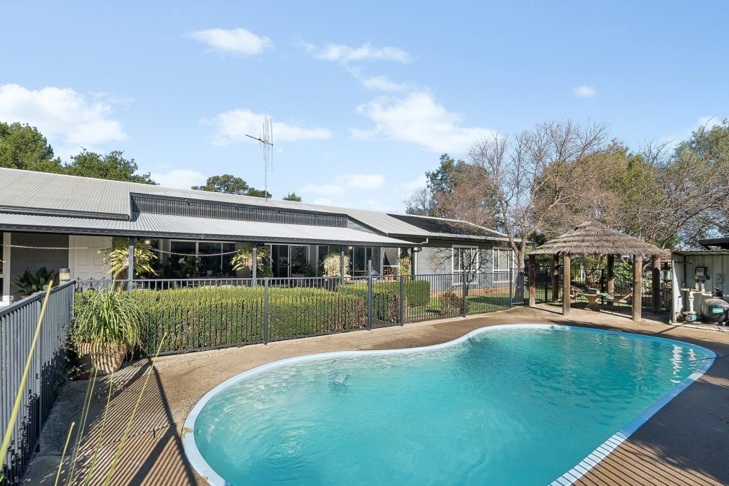 Buy - 42 Parkes Road - New Property in Forbes - Real Estate by Andrew Pellow