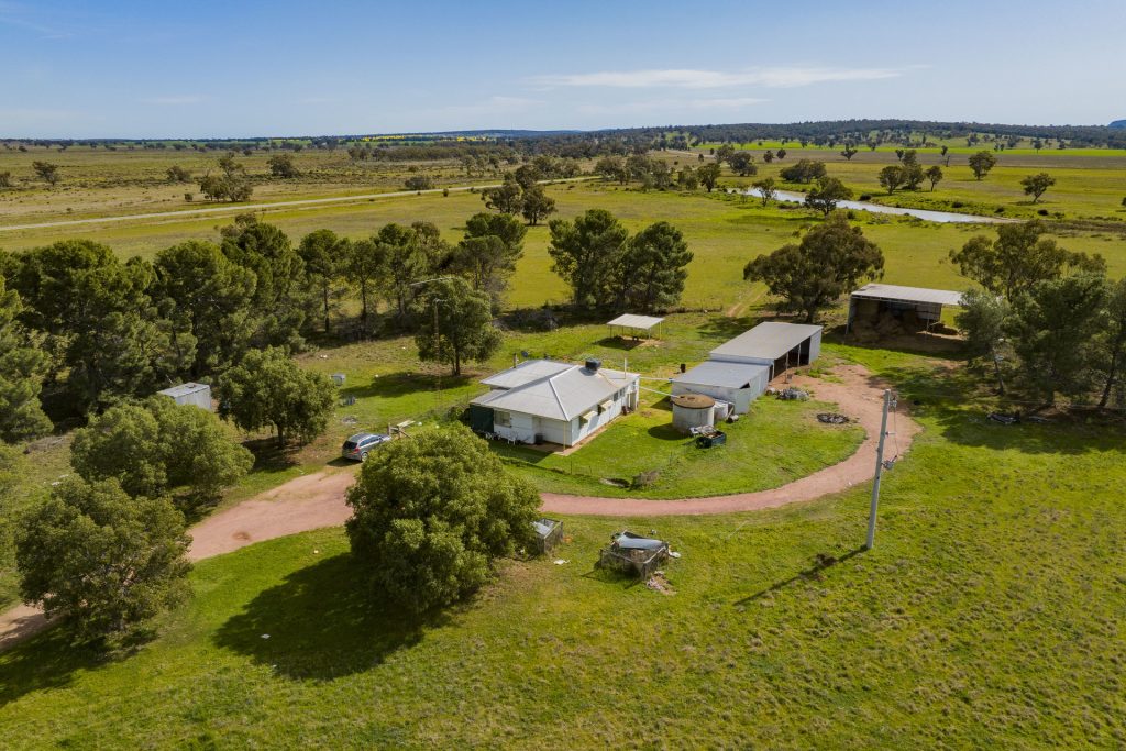 For Sale - 25 Kamarah Road - New Property in Narrandera - Real Estate by Craig Pellow