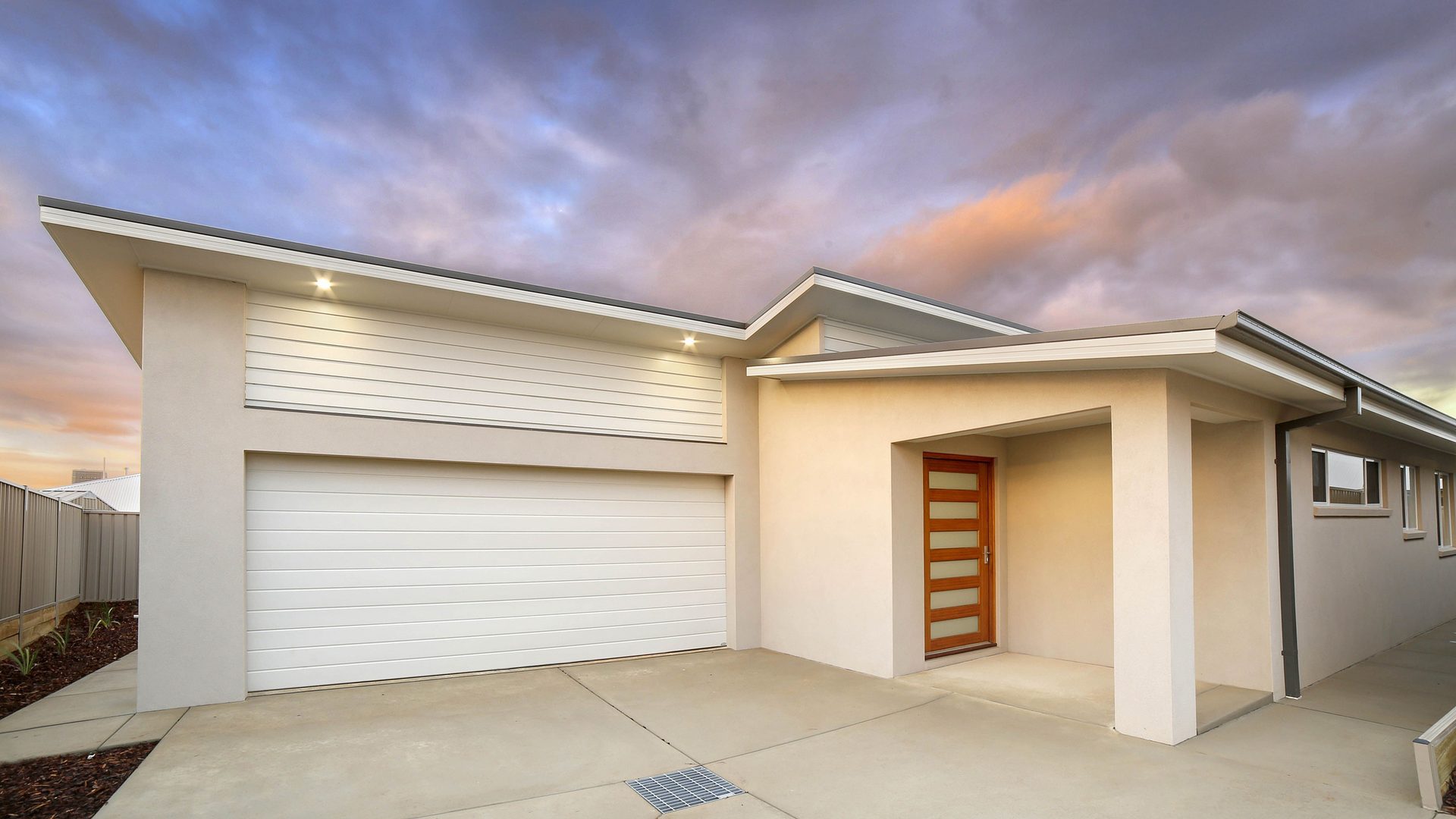 Leased - 2/12 Hollows Crescent - New Property in Lloyd - Real Estate by Nikki Gersbach
