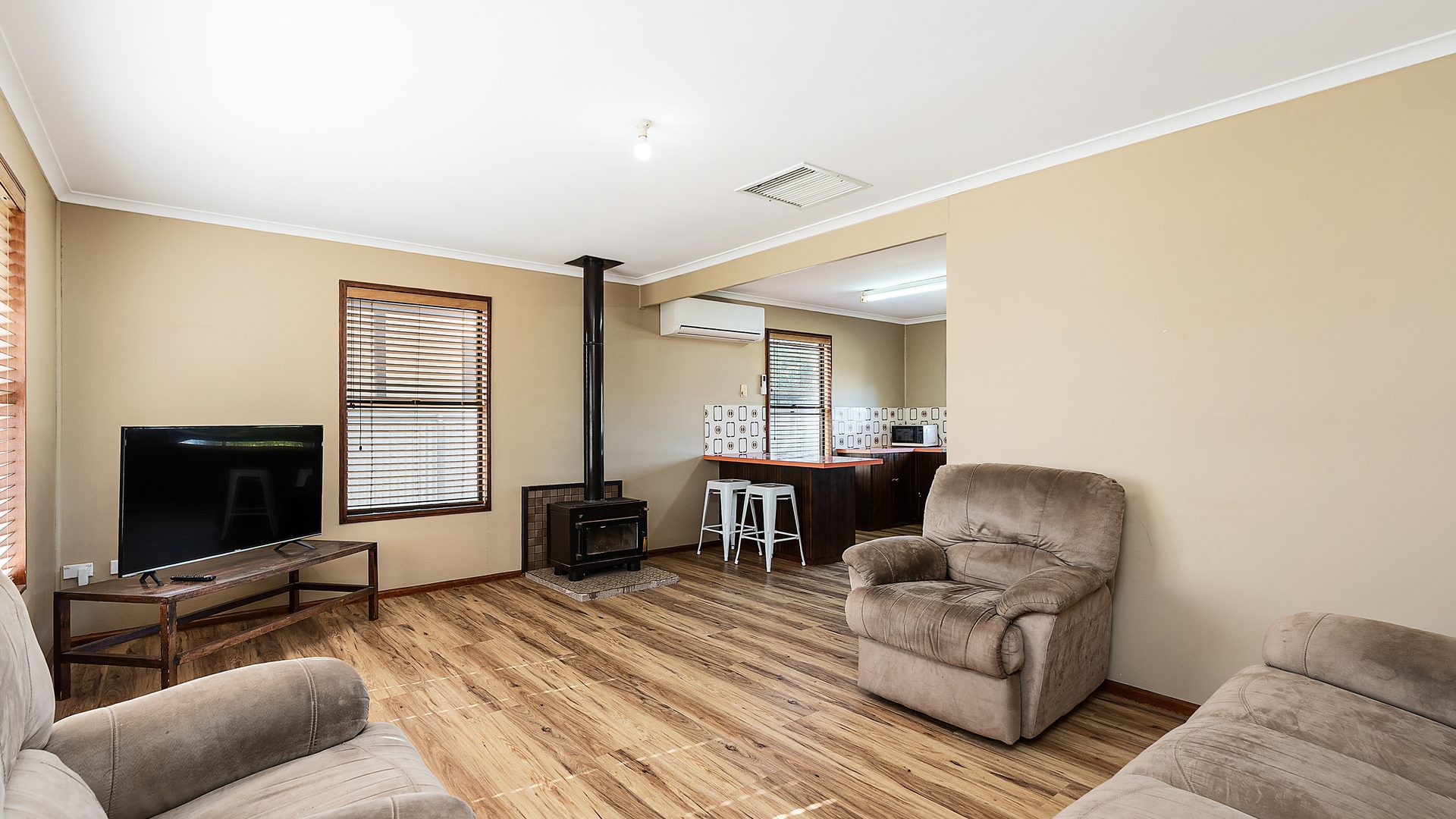 For Sale - 124 Yapunyah Street - New Property in Barellan - Real Estate by Sophie Litchfield