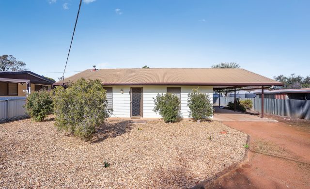 For Sale - 124 Yapunyah Street - New Property in Barellan - Real Estate by Sophie Litchfield