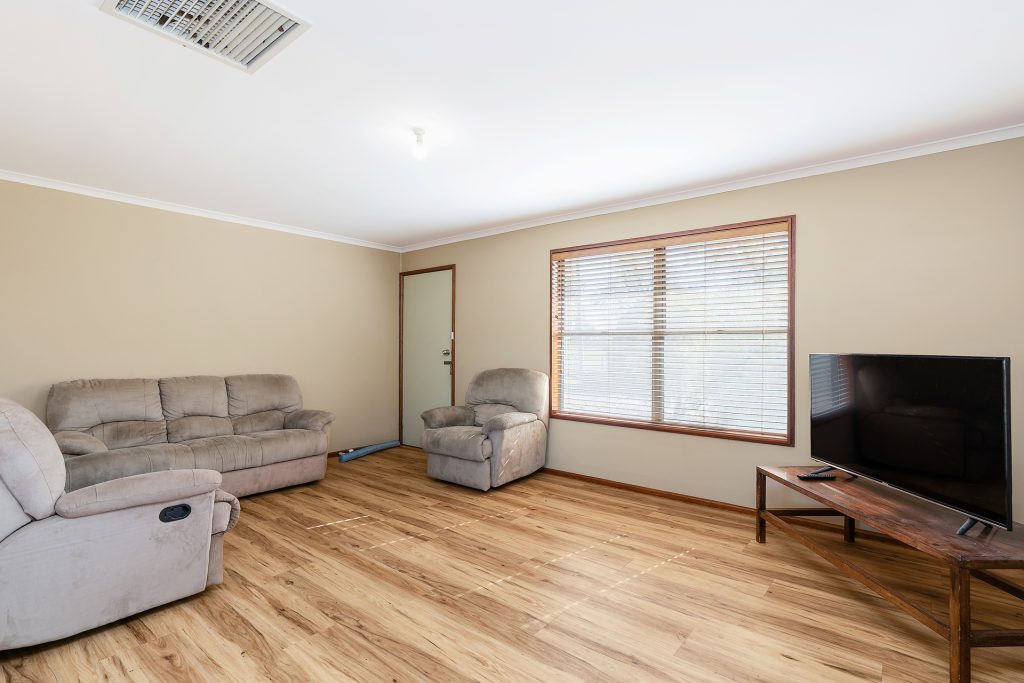 For Sale - 124 Yapunyah Street - New Property in Barellan - Real Estate by Sophie Litchfield