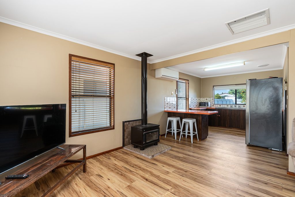 For Sale - 124 Yapunyah Street - New Property in Barellan - Real Estate by Sophie Litchfield