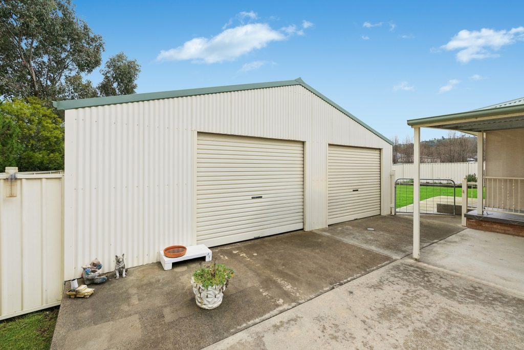 For Sale - 31 Harold Conkey Avenue - New Property in Cootamundra - Real Estate by  