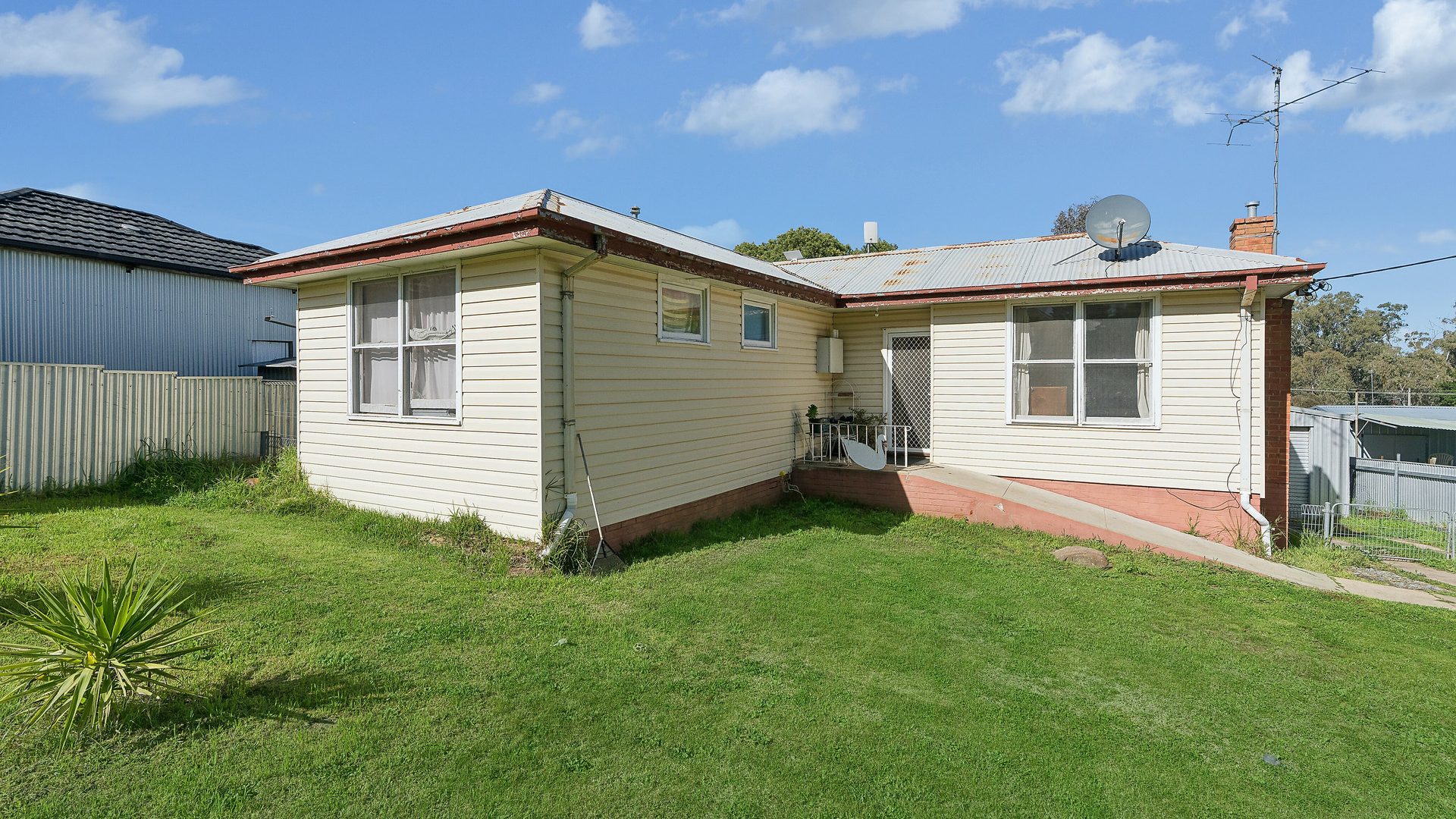 For Sale - 10 Flood Street - New Property in Narrandera - Real Estate by Leisa Williams