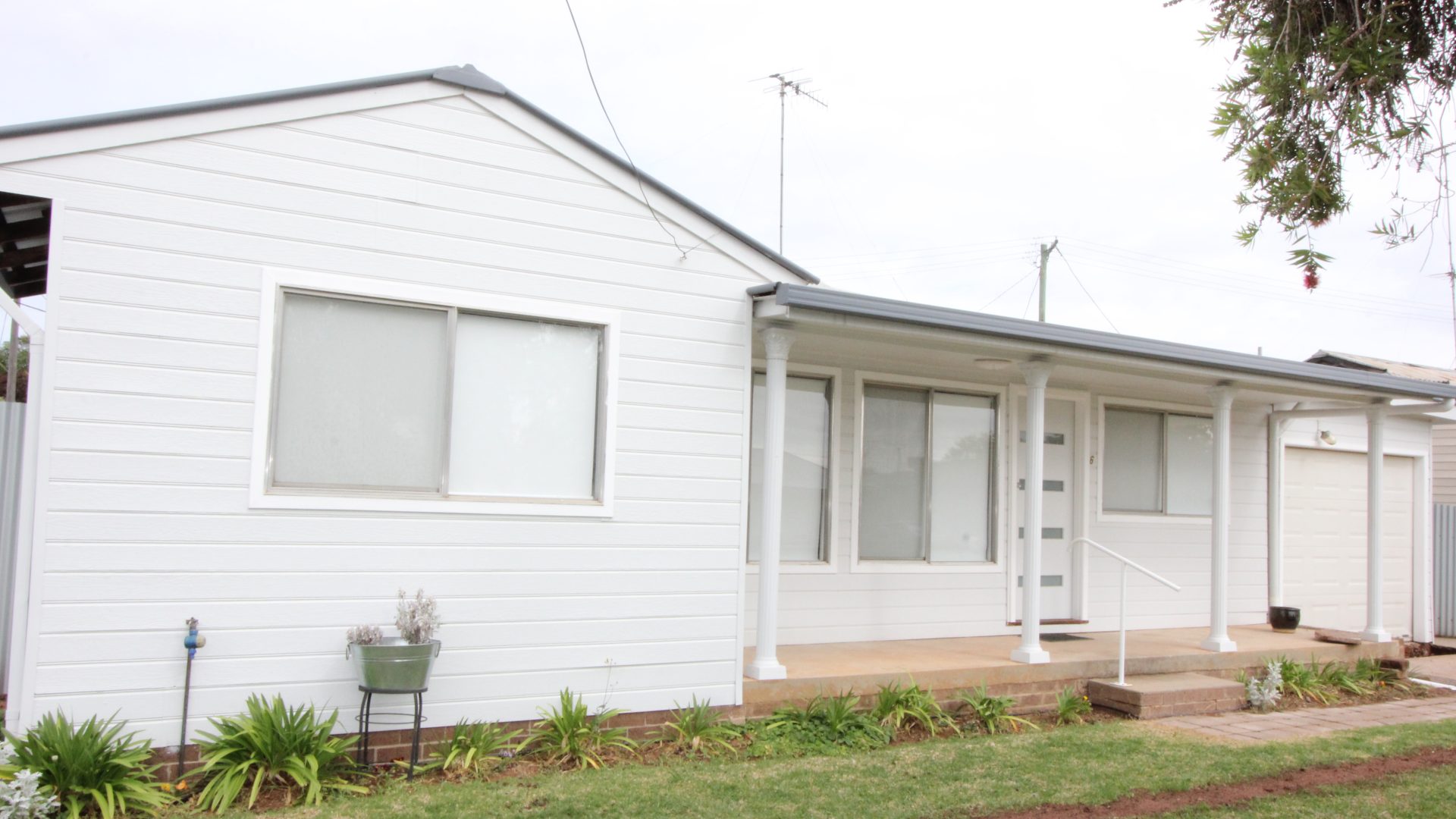For Rent - 6 Carabeen Avenue - New Property in Leeton - Real Estate by Alison Andersen