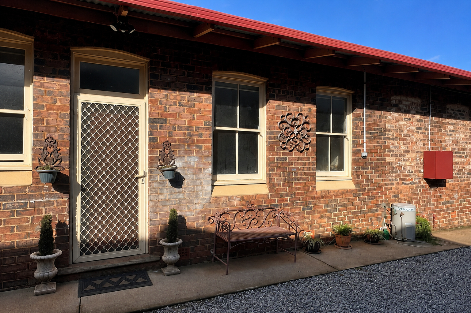 Leased - 230 Hoskins St - New Property in Temora - Real Estate by Bev Pellow