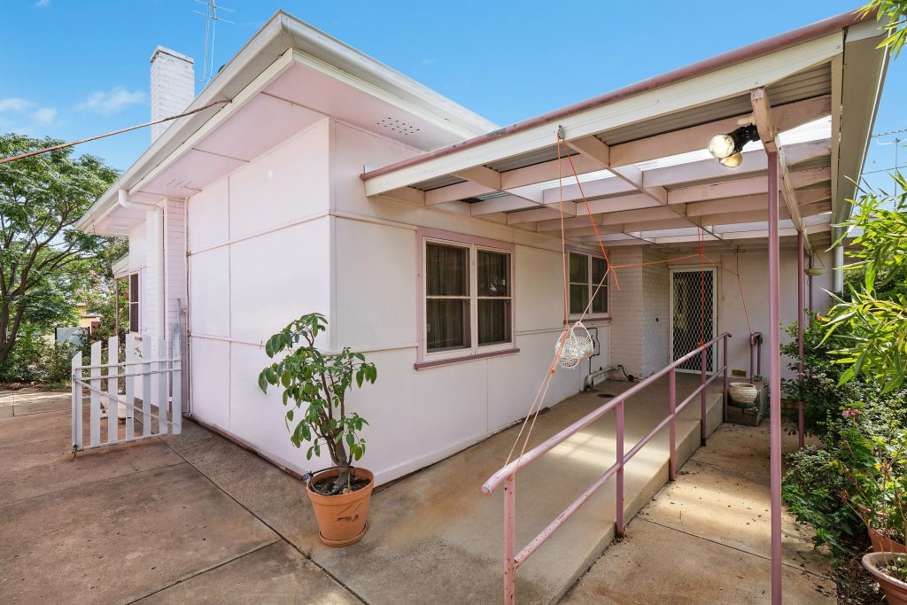 Sold - 2 Cedar Street - New Property in Leeton - Real Estate by Julie Valenzisi