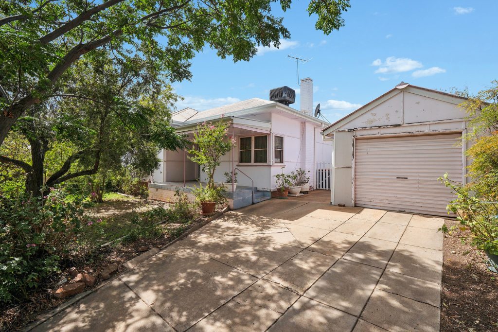 Sold - 2 Cedar Street - New Property in Leeton - Real Estate by Julie Valenzisi
