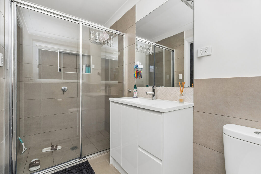 Sold - 2/12 Hollows Crescent - New Property in Lloyd - Real Estate by Mohammad Rahimi