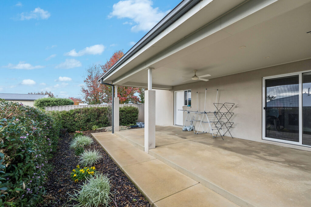 Sold - 2/12 Hollows Crescent - New Property in Lloyd - Real Estate by Mohammad Rahimi