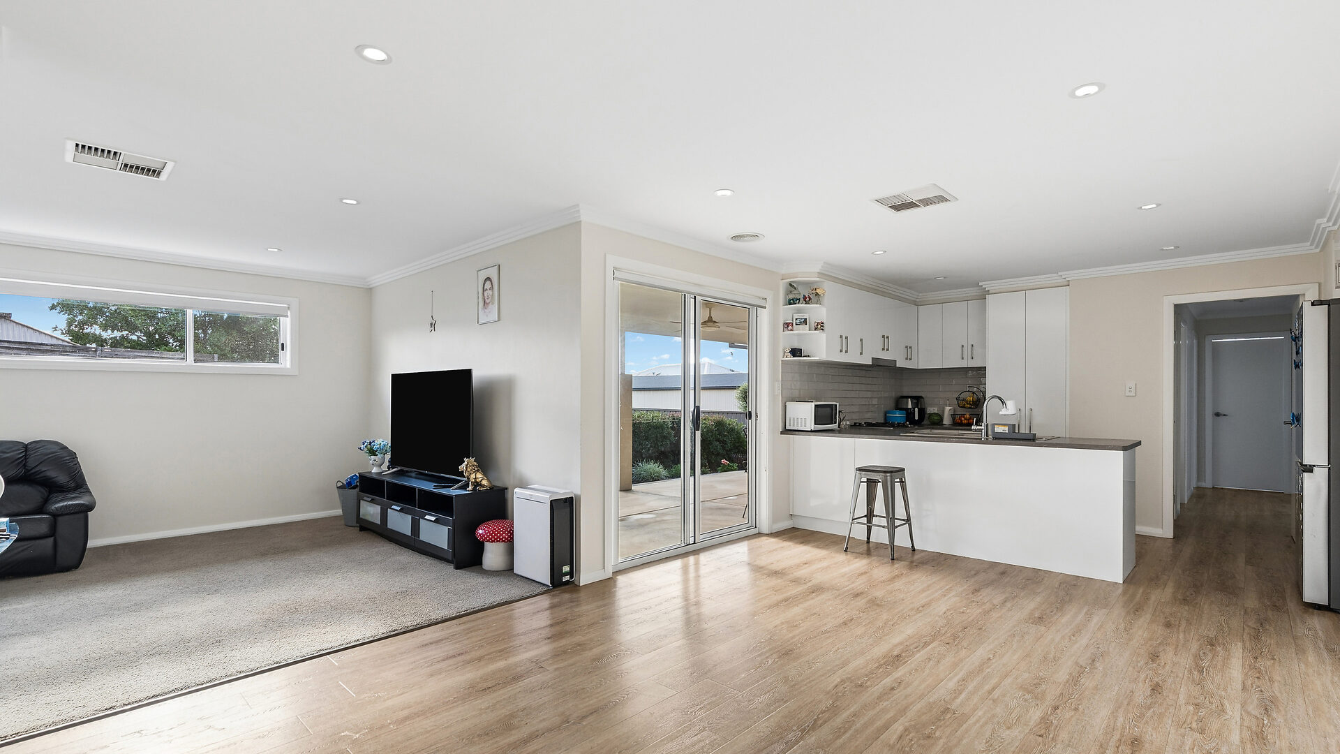 Sold - 2/12 Hollows Crescent - New Property in Lloyd - Real Estate by Mohammad Rahimi