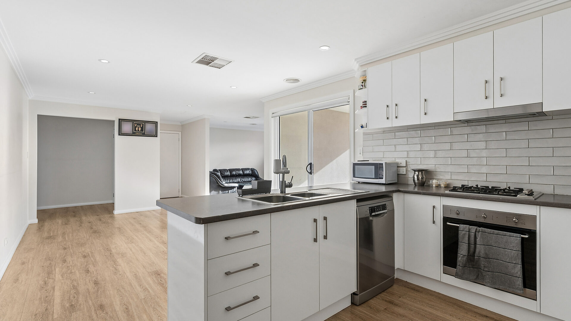 Sold - 2/12 Hollows Crescent - New Property in Lloyd - Real Estate by Mohammad Rahimi