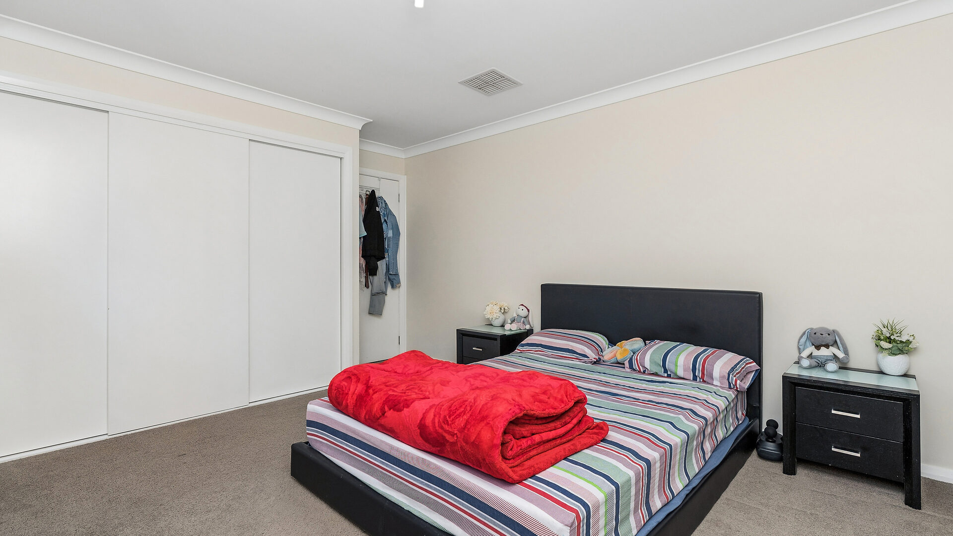 Sold - 2/12 Hollows Crescent - New Property in Lloyd - Real Estate by Mohammad Rahimi