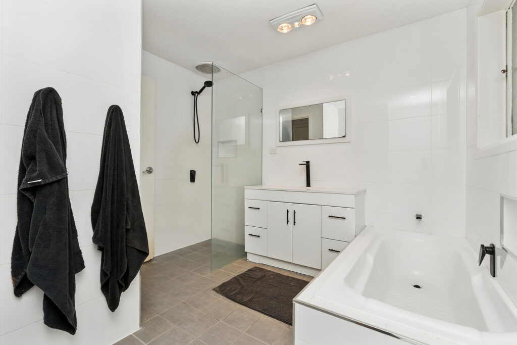 For Sale - 6 Truscott Drive - New Property in Ashmont - Real Estate by Andrew Pellow