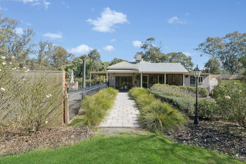 For Sale - 79 Yanco Weir Road - New Property in Leeton - Real Estate by Jason Haines