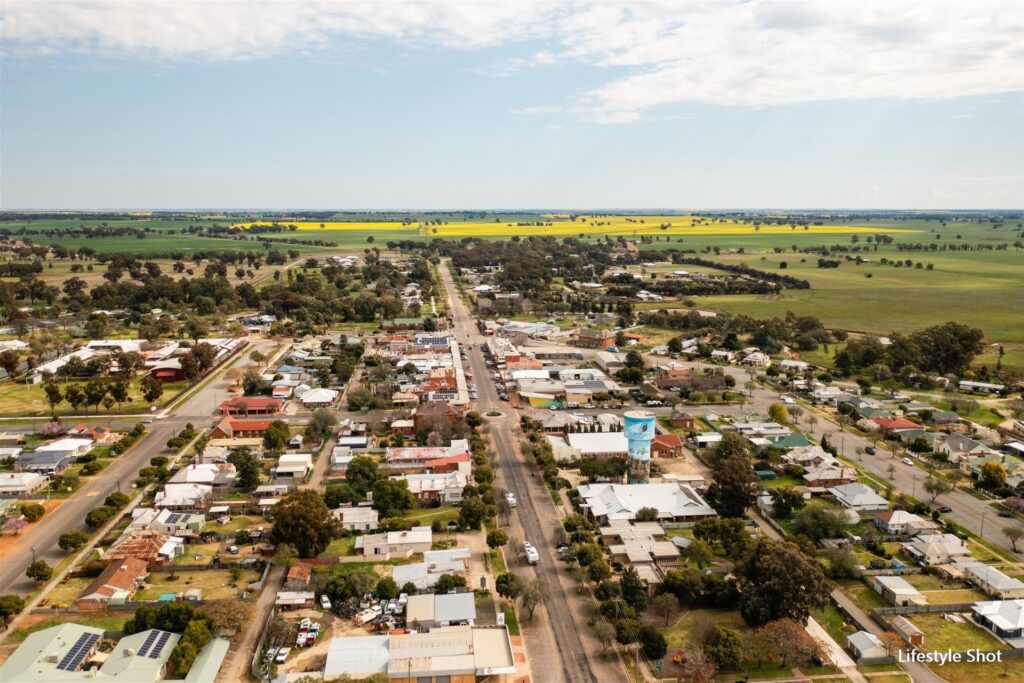 Auction -  Grinter Place - New Property in Lockhart - Real Estate by Andrew Pellow