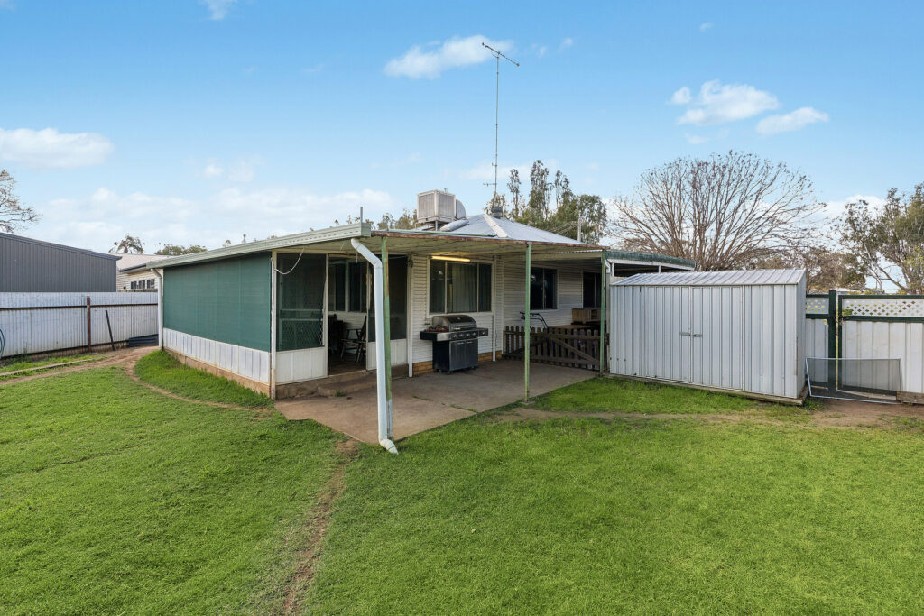 For Sale - 13 Seville Street - New Property in Leeton - Real Estate by Julie Valenzisi