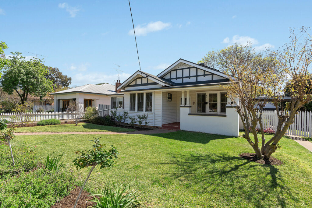 For Sale - 31 Yarran Street - New Property in Leeton - Real Estate by Julie Valenzisi