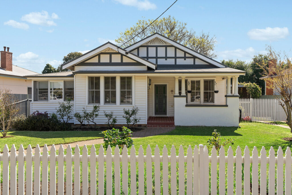 For Sale - 31 Yarran Street - New Property in Leeton - Real Estate by Julie Valenzisi