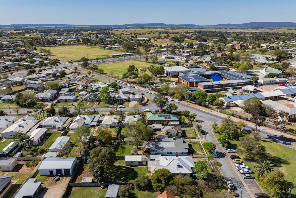For Sale - 31 Yarran Street - New Property in Leeton - Real Estate by Julie Valenzisi