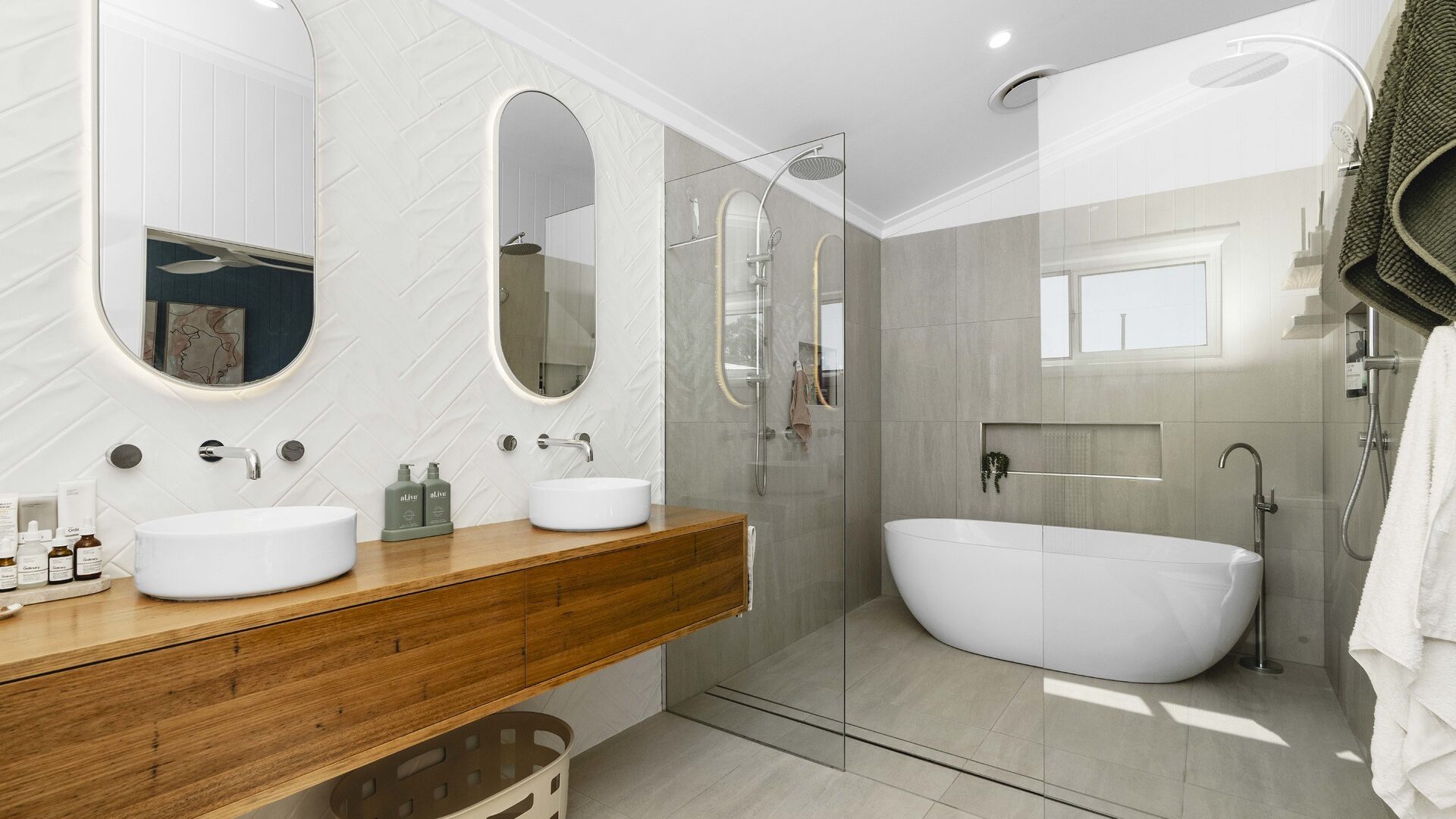 Auction - 107 Kitchener Road - New Property in Temora - Real Estate by Lachlan Pellow