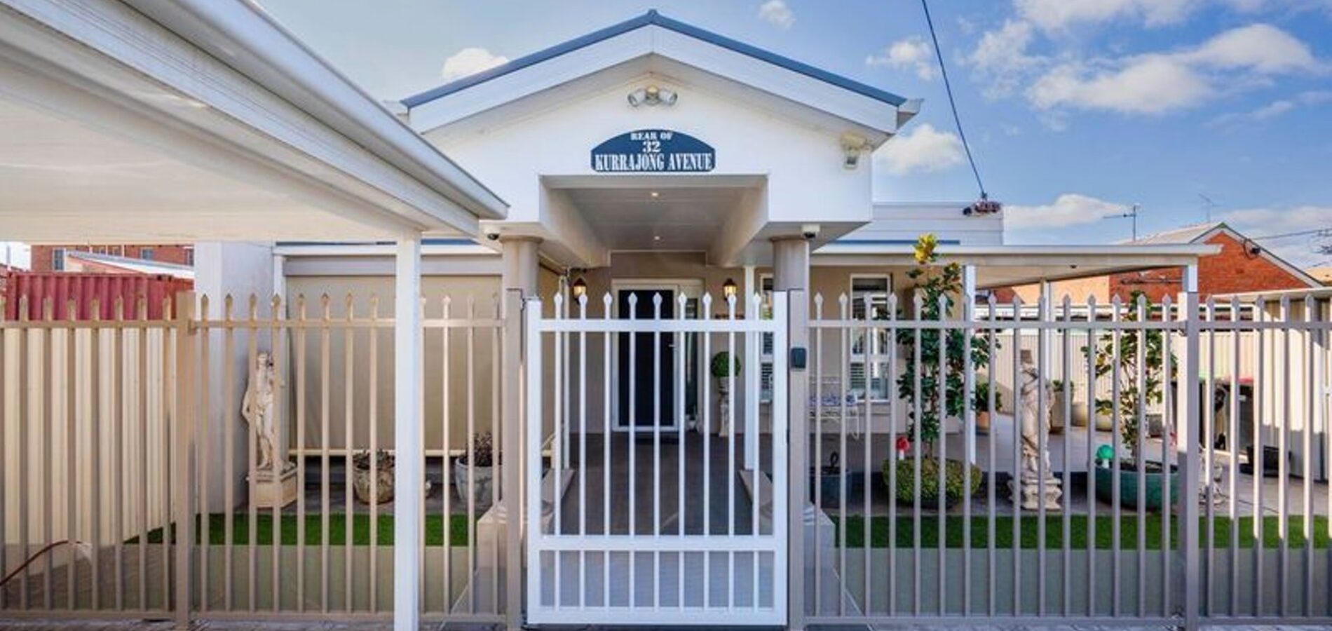 30-32 Kurrajong Avenue, Leeton