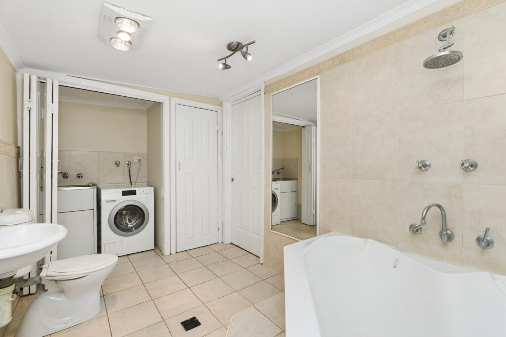 For Sale - 226 Carbone Road - New Property in Leeton - Real Estate by Julie Valenzisi