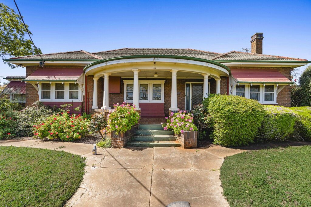 Auction - 123 Asquith Street - New Property in Temora - Real Estate by Lachlan Pellow