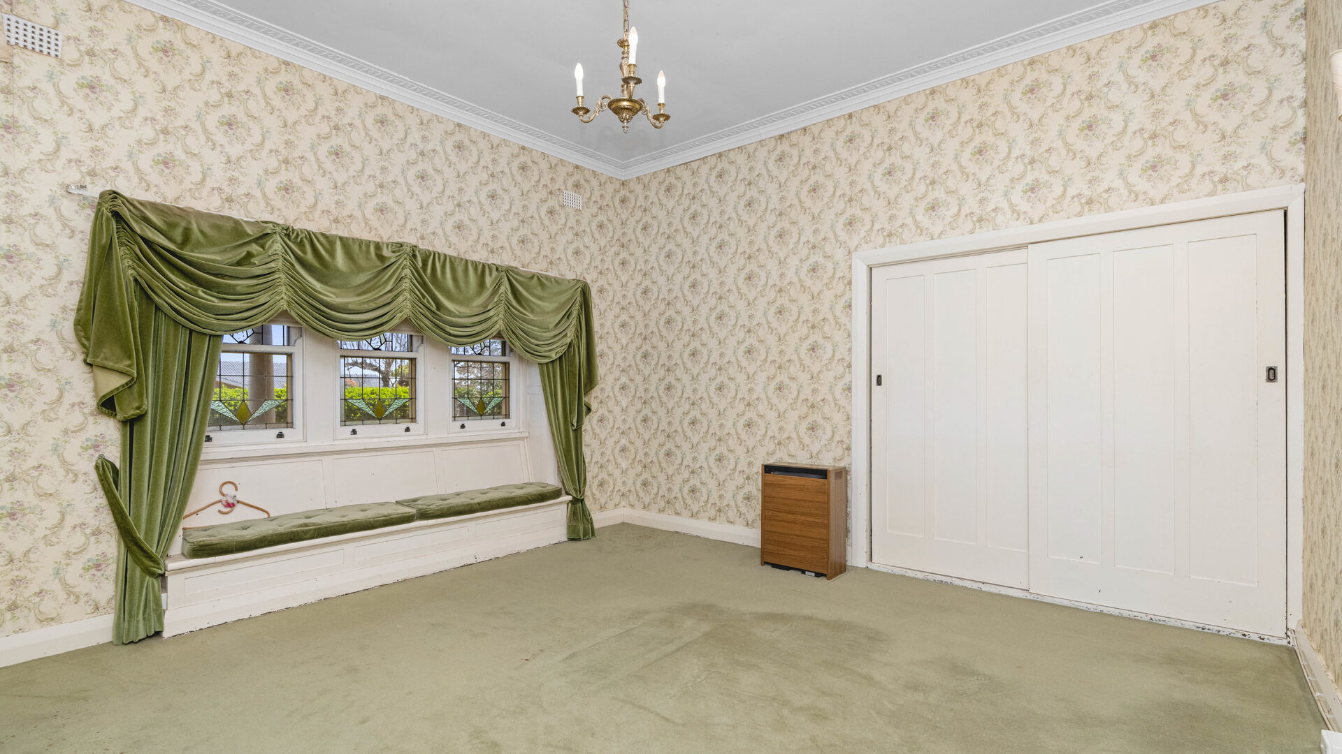 Auction - 123 Asquith Street - New Property in Temora - Real Estate by Lachlan Pellow