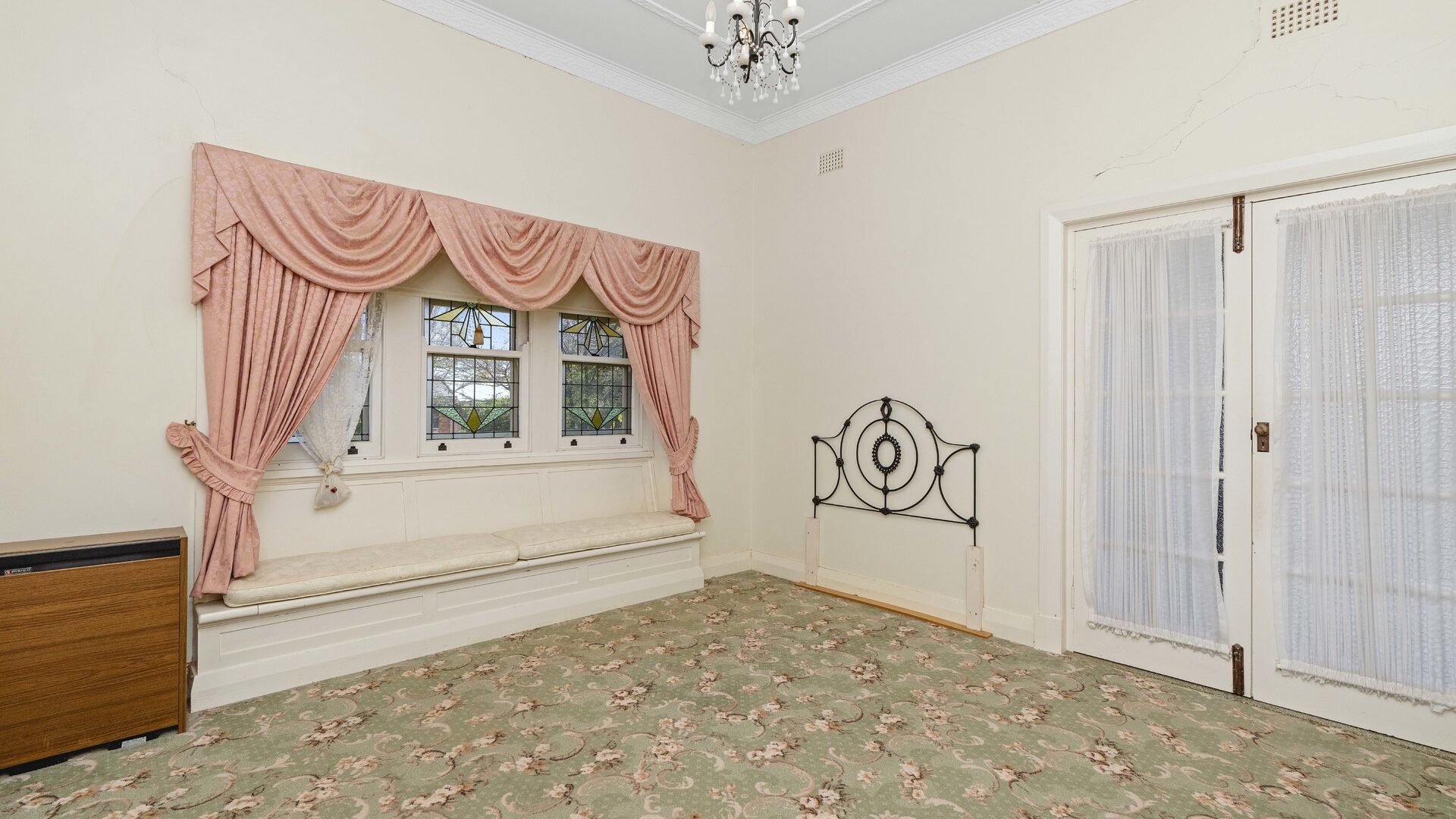 Auction - 123 Asquith Street - New Property in Temora - Real Estate by Lachlan Pellow
