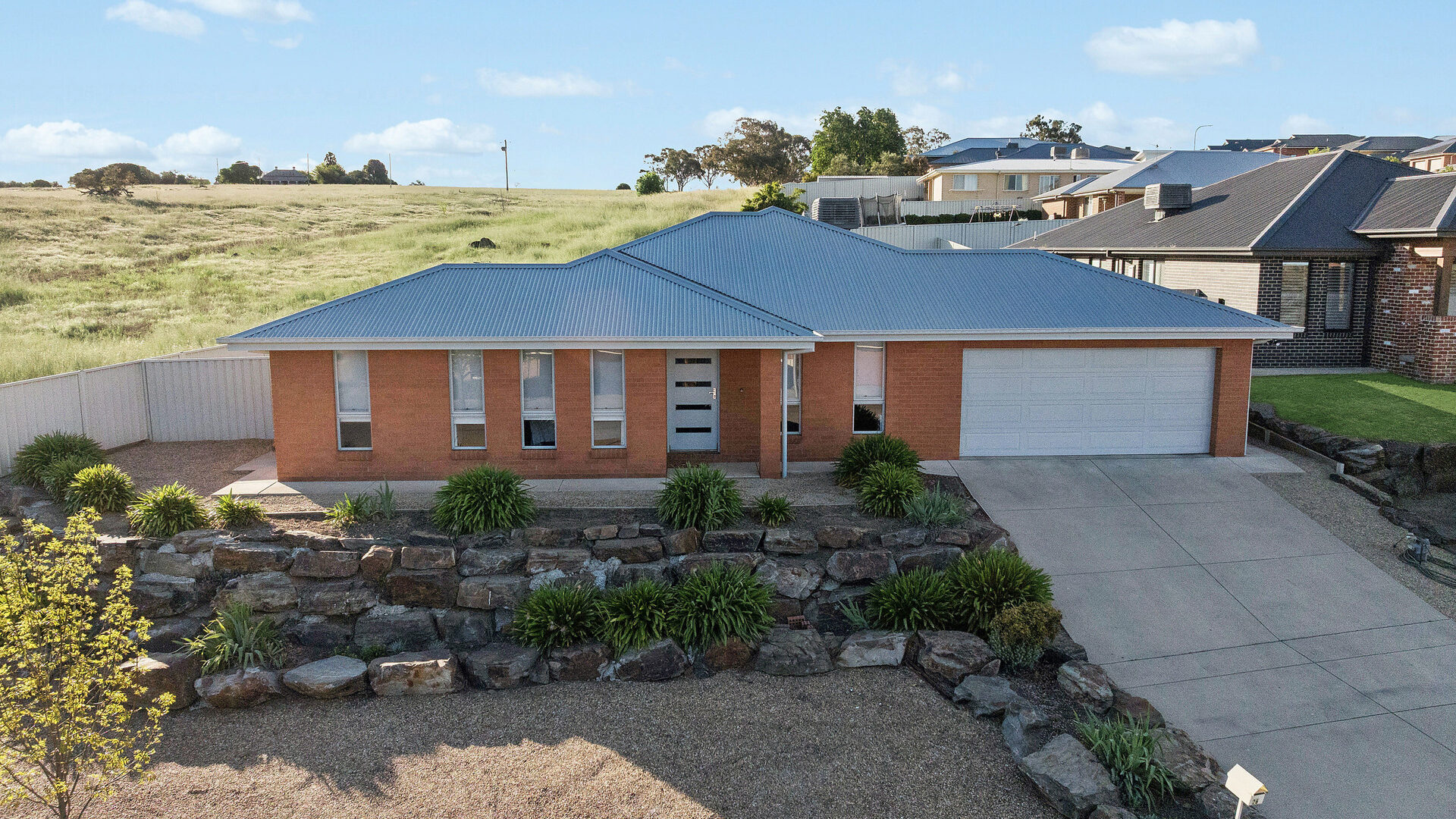 For Sale - 26 Sunvale Crescent - New Property in Estella - Real Estate by Andrew Pellow