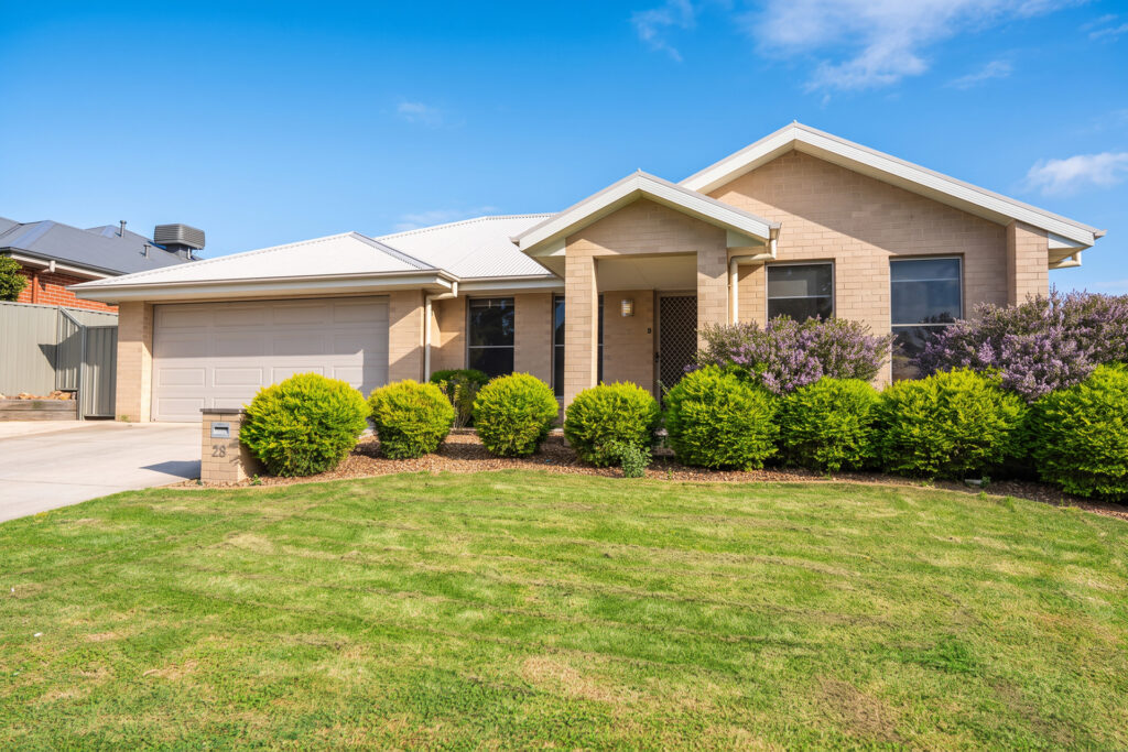 For Sale - 28 Osprey Street - New Property in Thurgoona - Real Estate by Philip Bell